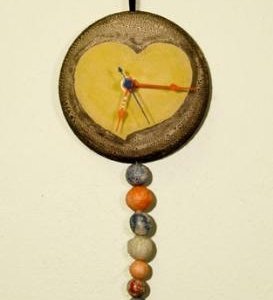 Heart Beads Clock